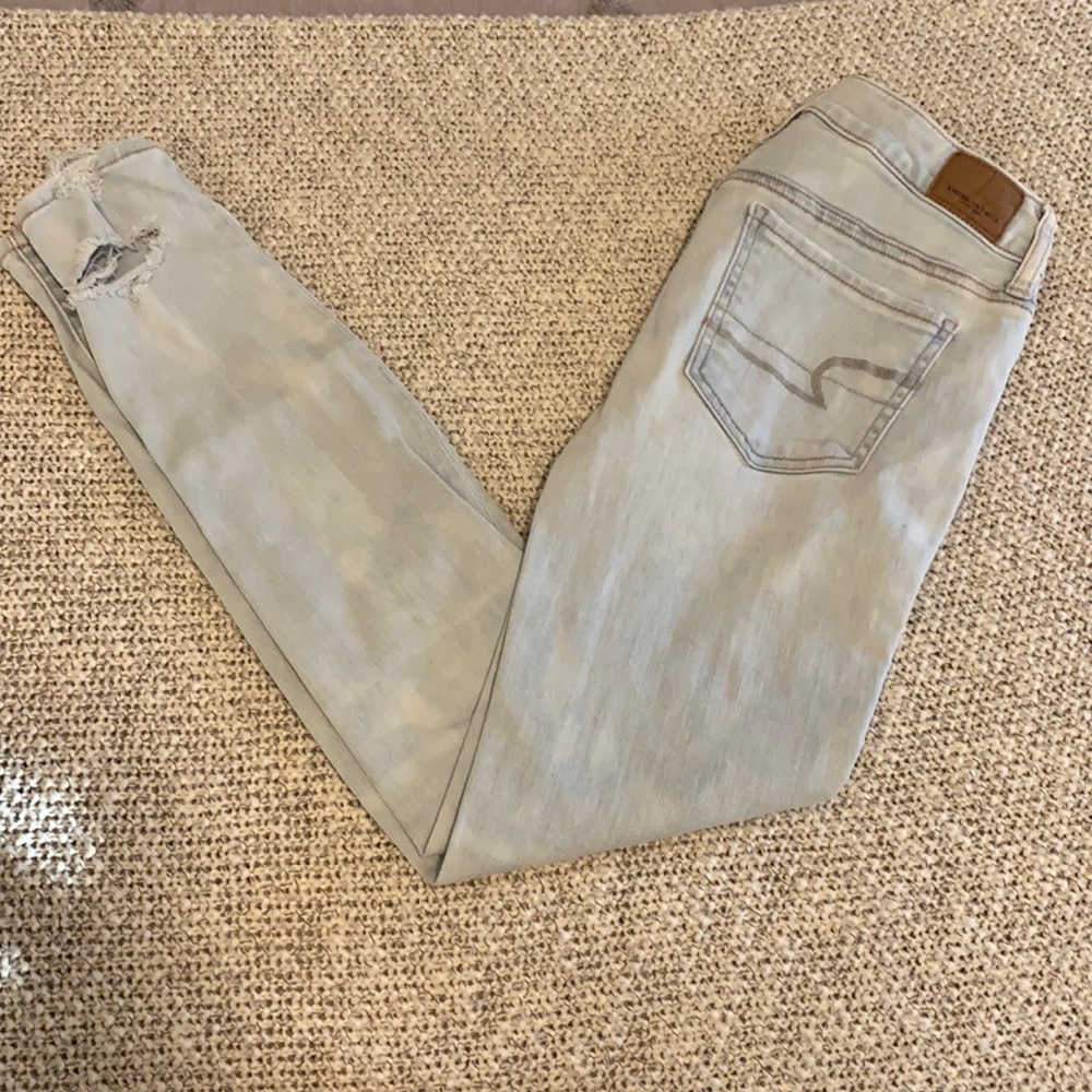 American Eagle “Super Stretch X Jeggings” Jean